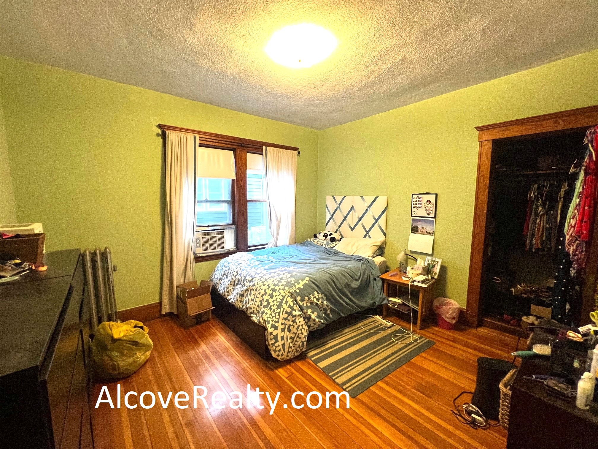 11 Leonard Ave, Teele Square