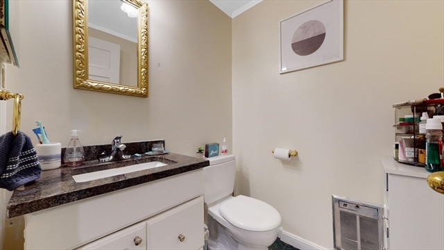 390 Commonwealth Ave, Back Bay