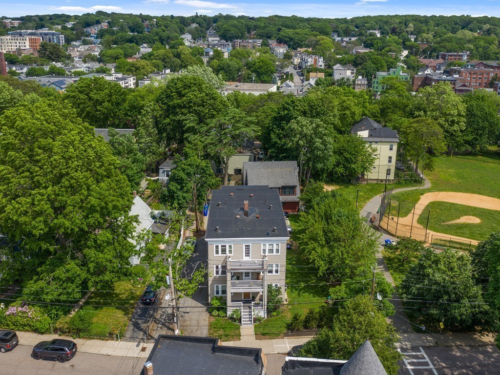 304 Lamartine St, Jamaica Plain