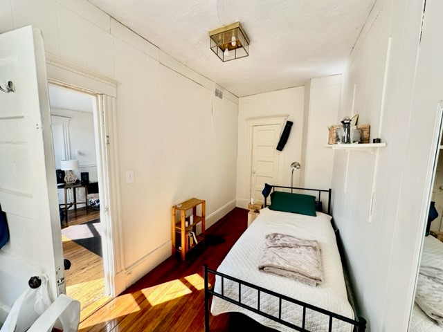 11 Charter St, North End