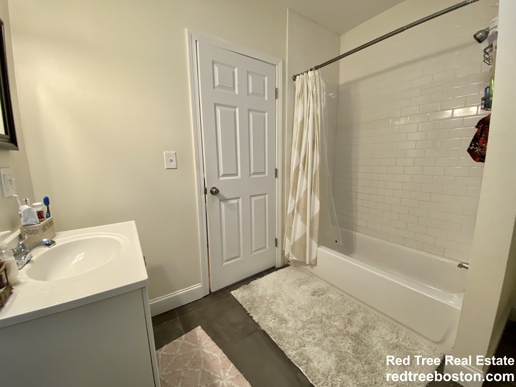 3235 Washington St, Jamaica Plain