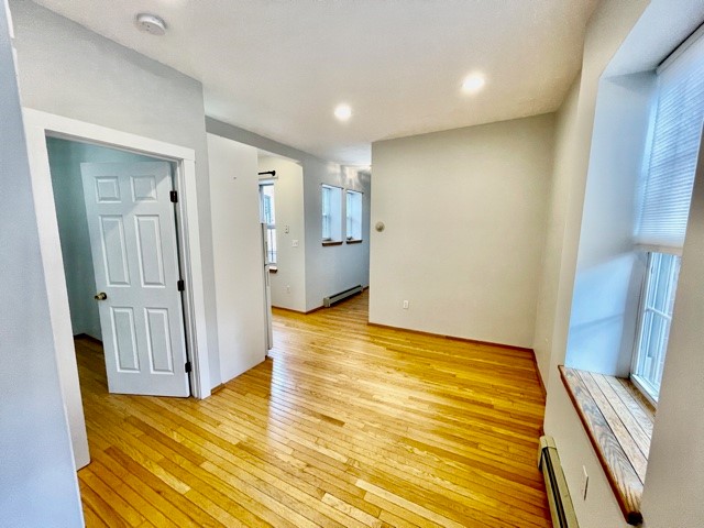 15 Thacher Ct, North End