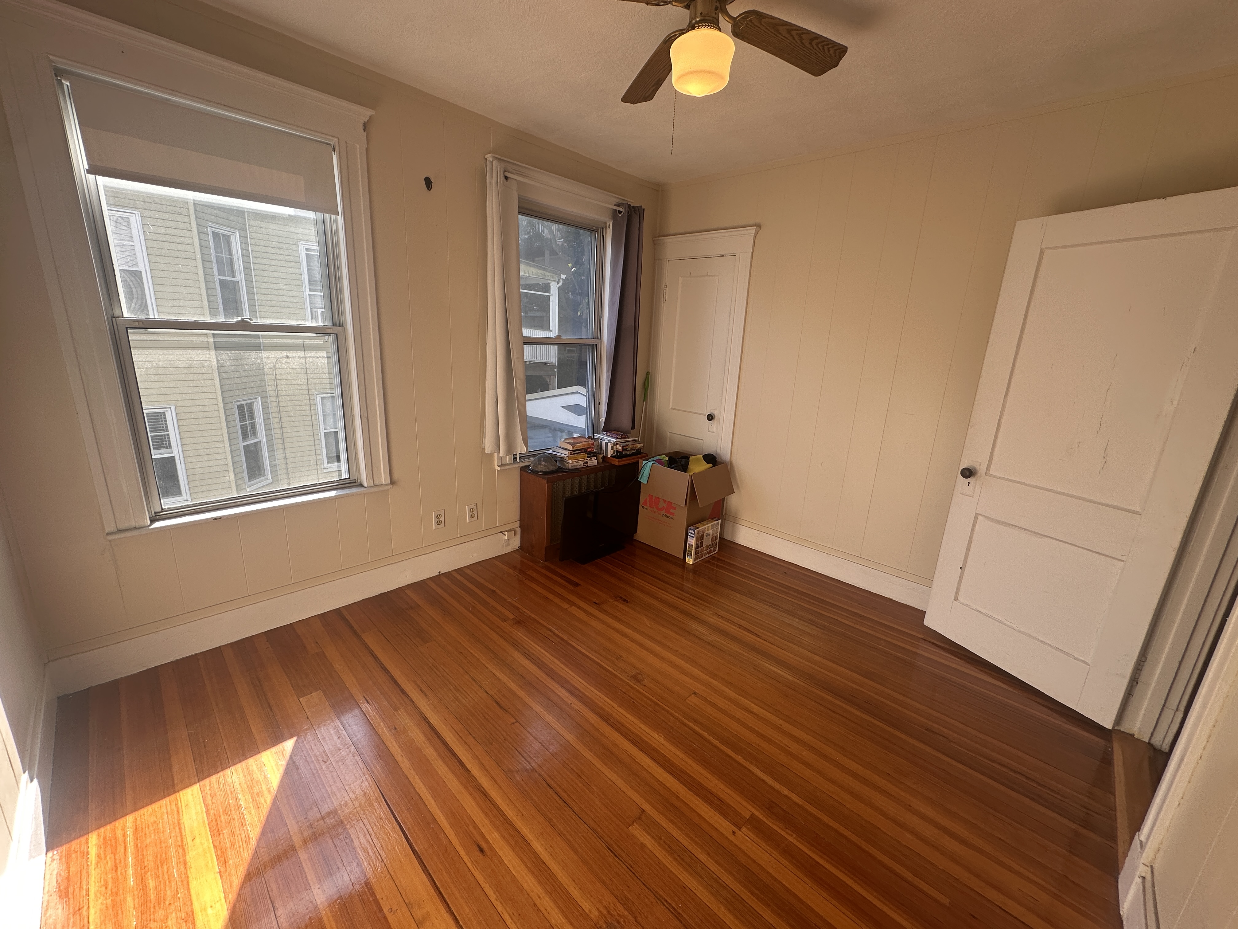 39 Magnus Ave, Ward Two