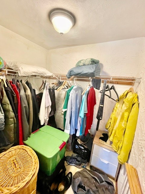 4 Garden Ct, North End