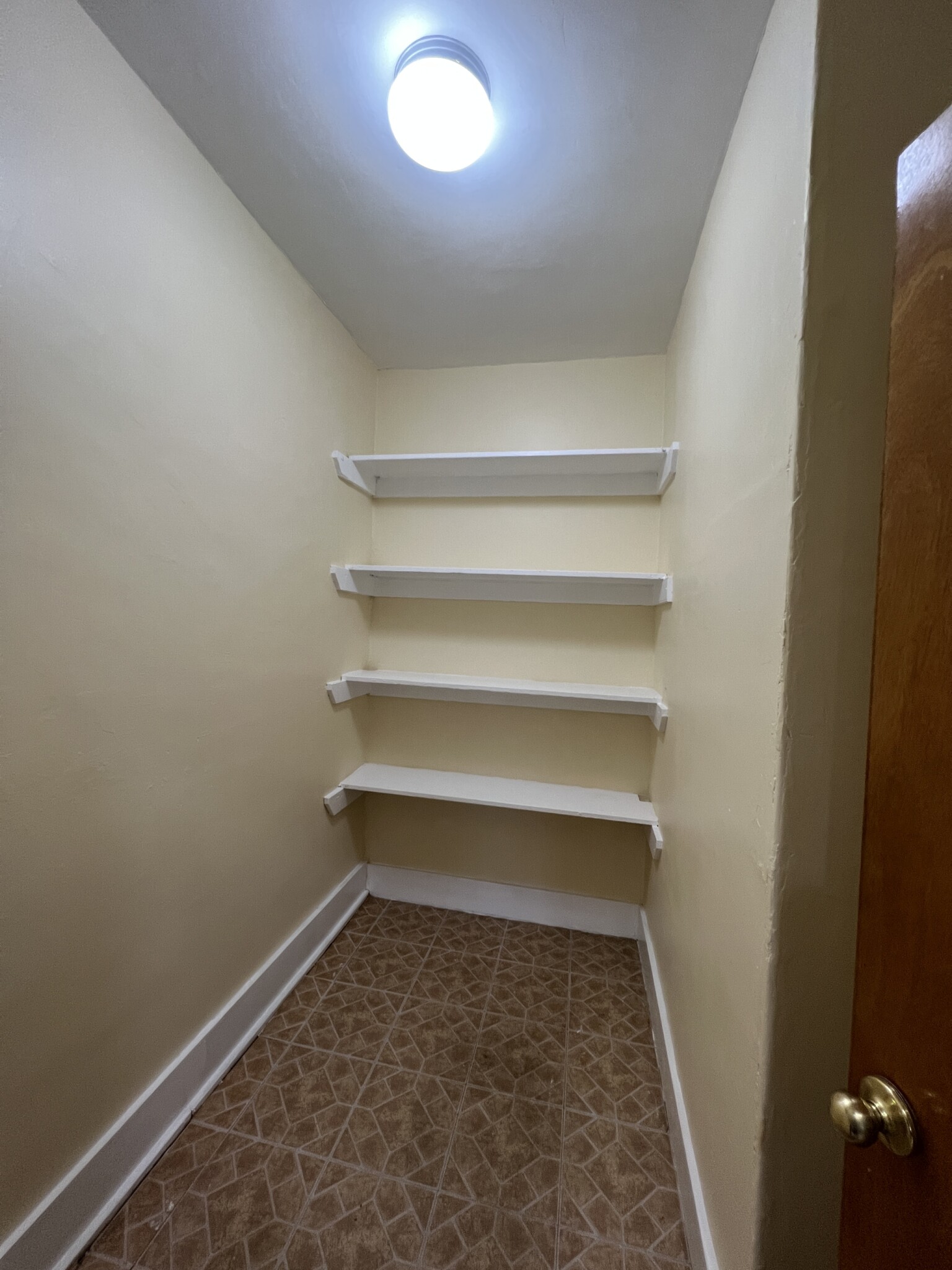 227 Holland St, Teele Square