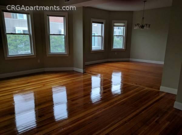 226 Banks St, Cambridgeport