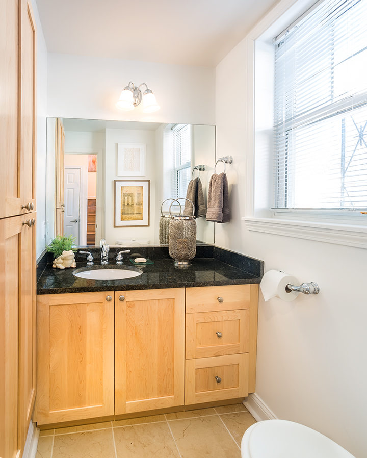 46 Independence Ave, Quincy