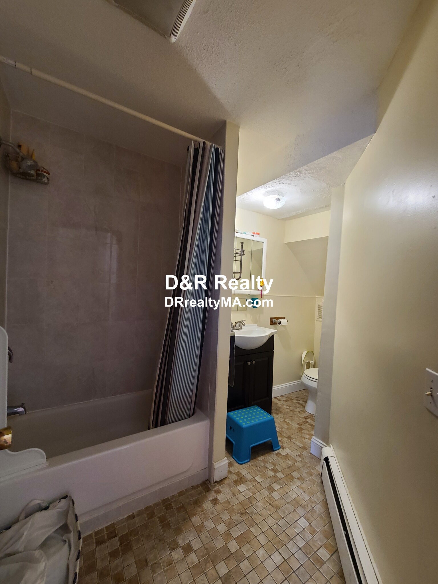 18 Holmes St, Allston