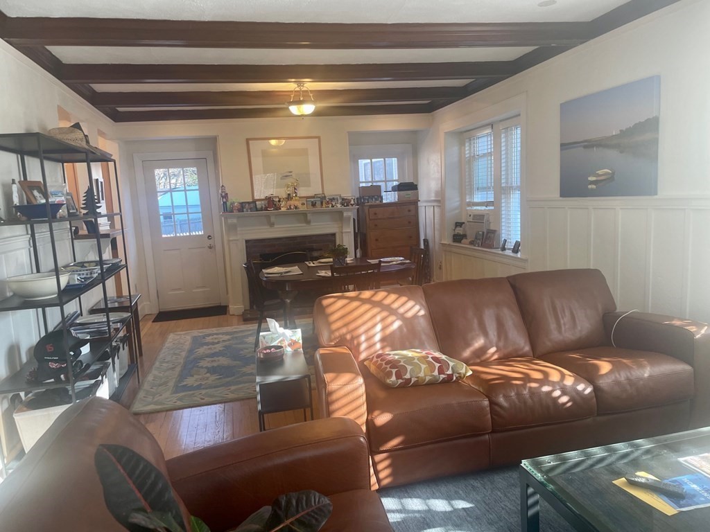 44 Chesley Rd, Newton