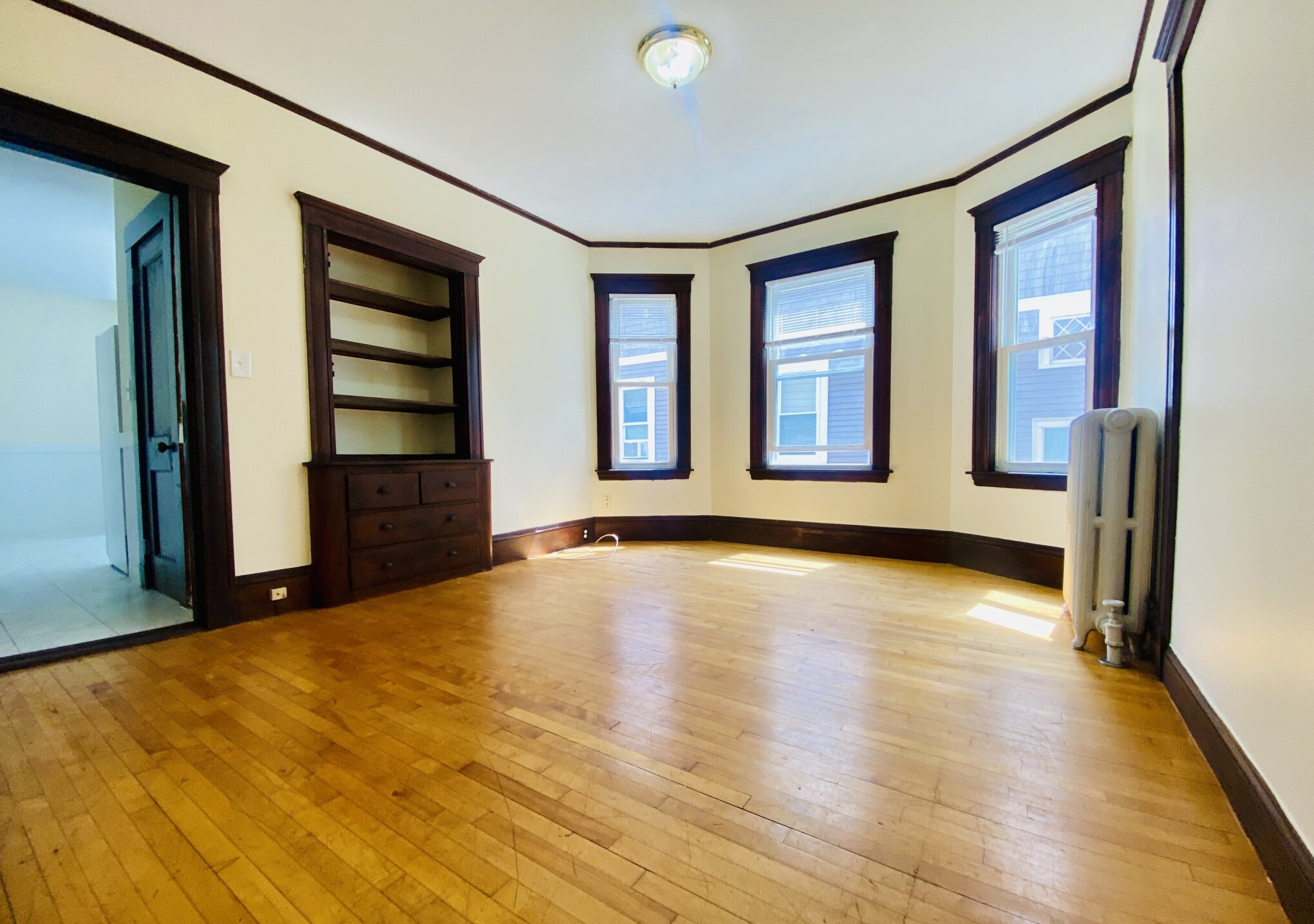 41 Michigan Ave, East Somerville