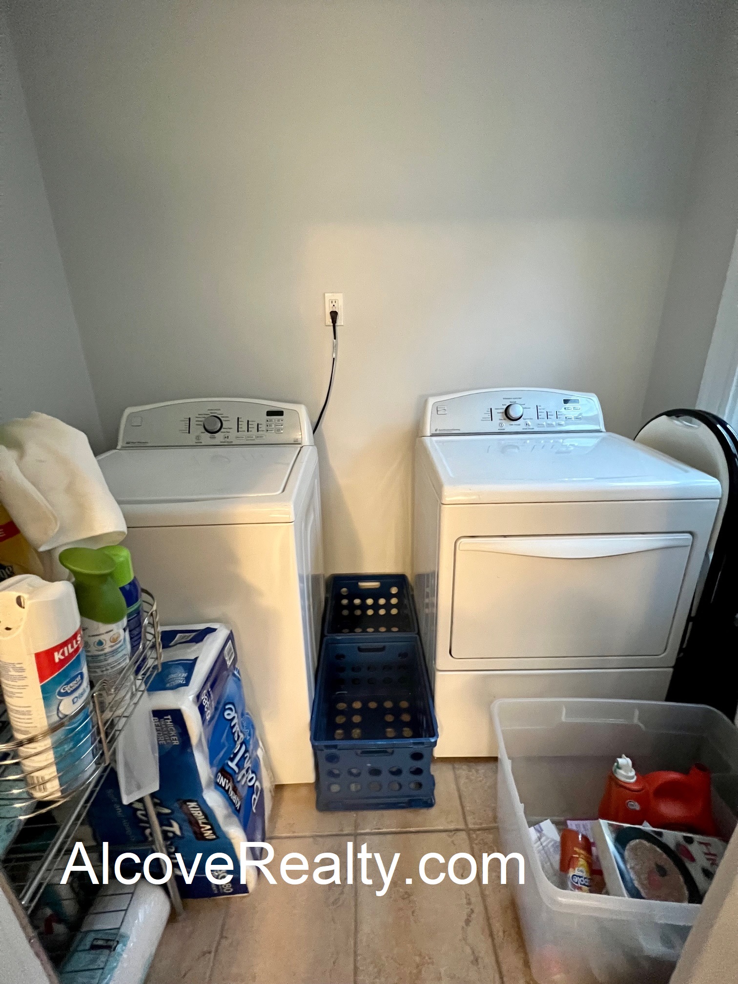 69 Raymond Ave, Teele Square