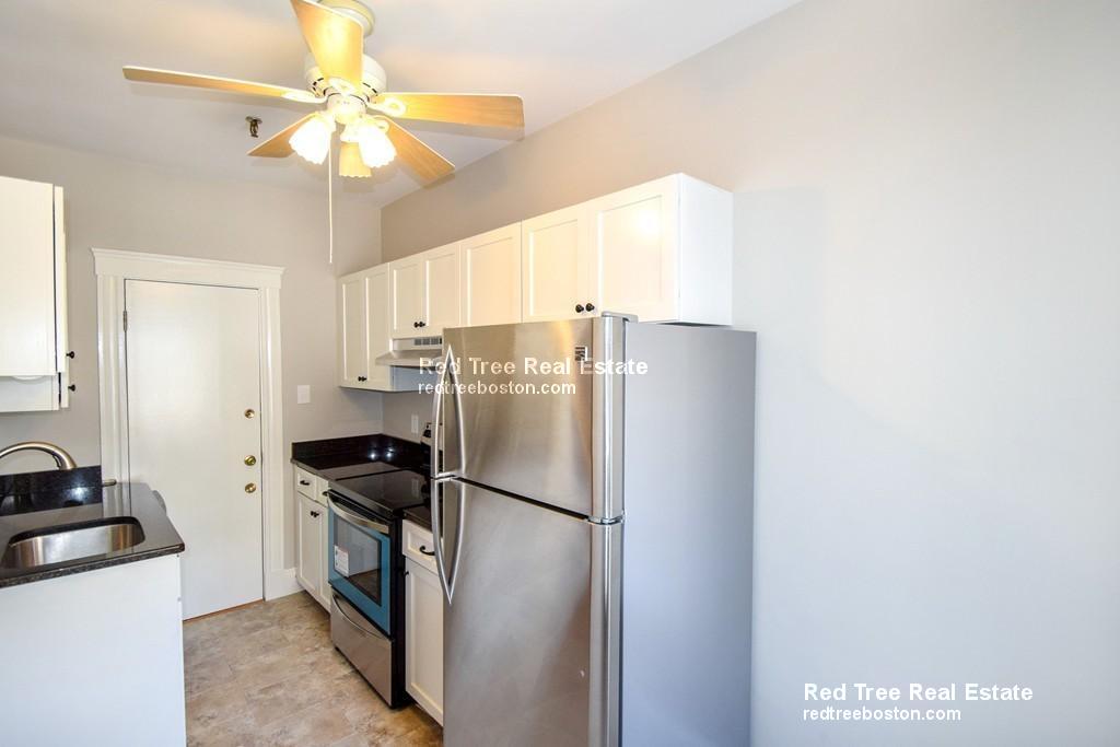 2 Sutherland Rd, Brighton