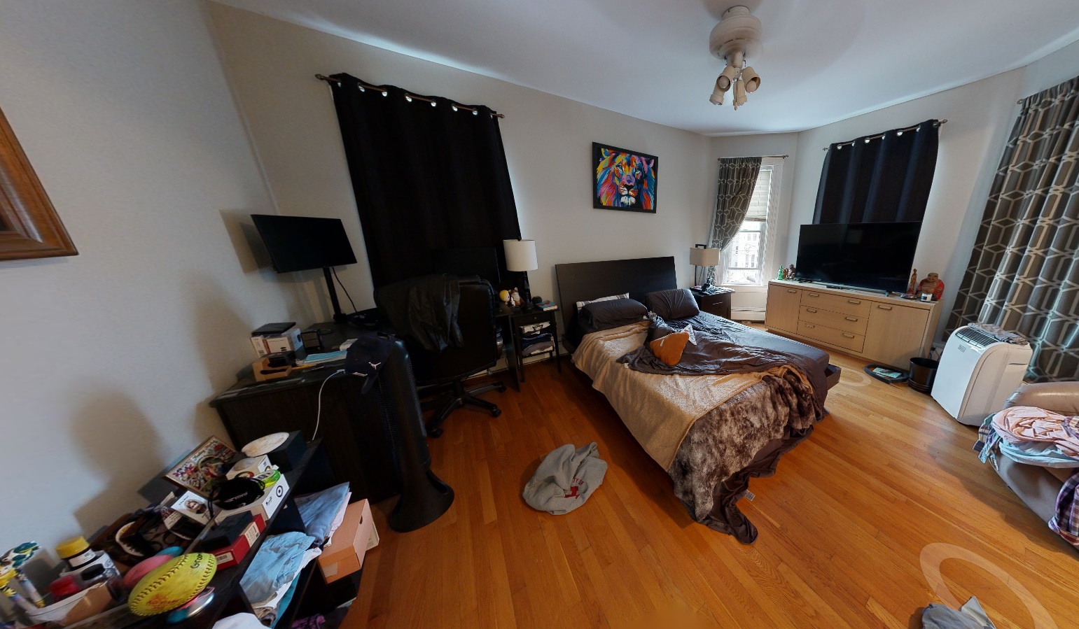 11 Beacon St, Ward Two