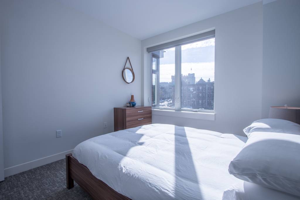 900 Beacon St, Fenway