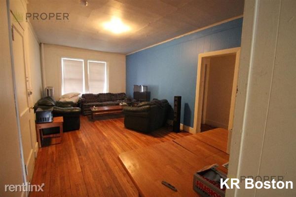 130 Englewood, Brighton