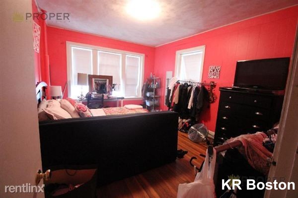 130 Englewood, Brighton