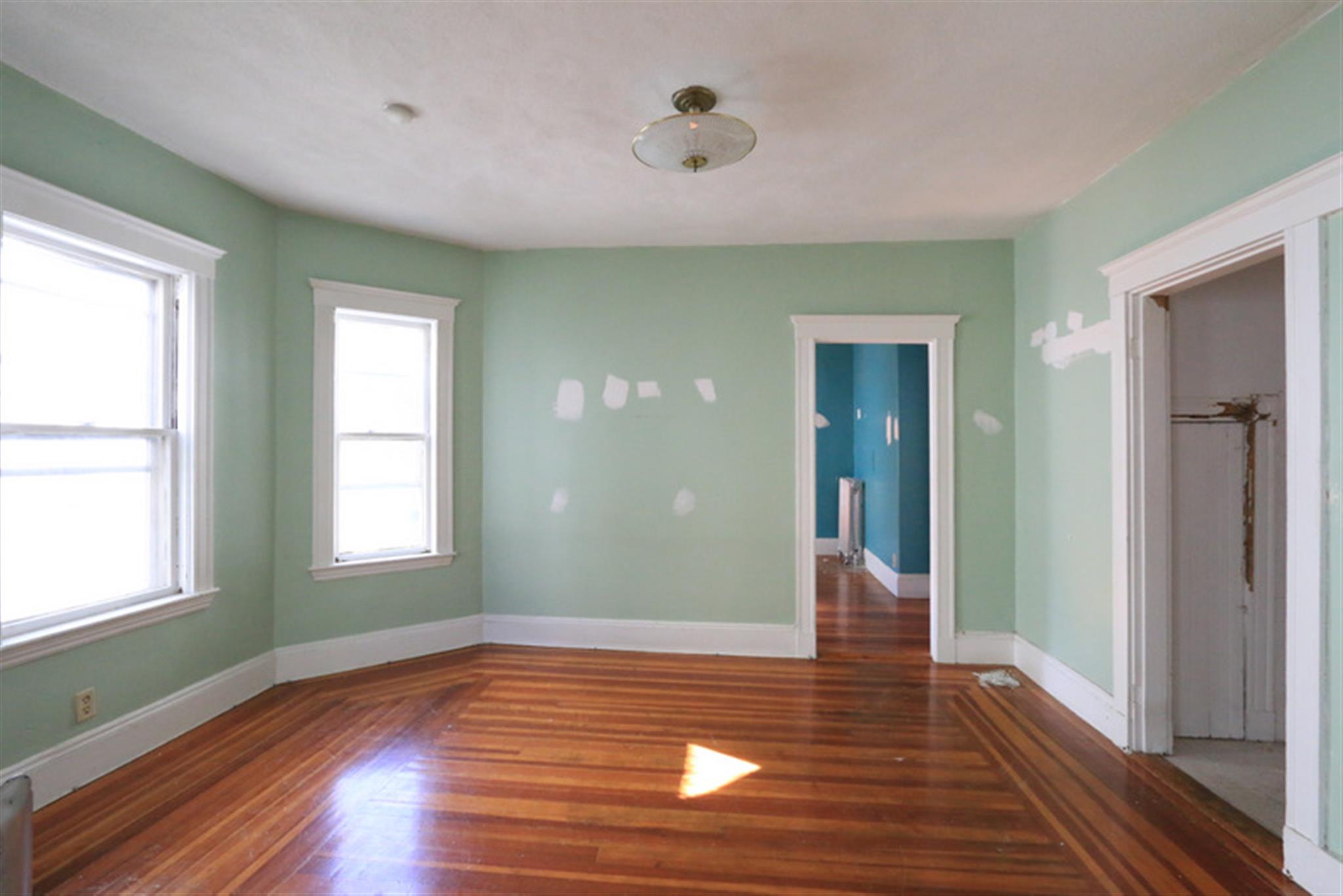 14 Belknap St, Teele Square