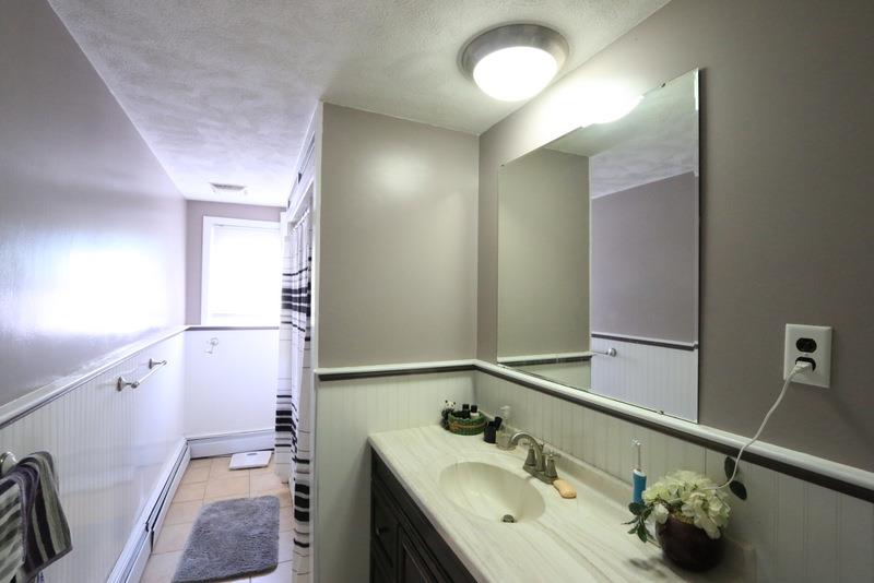 8 Winchester Ct, Medford