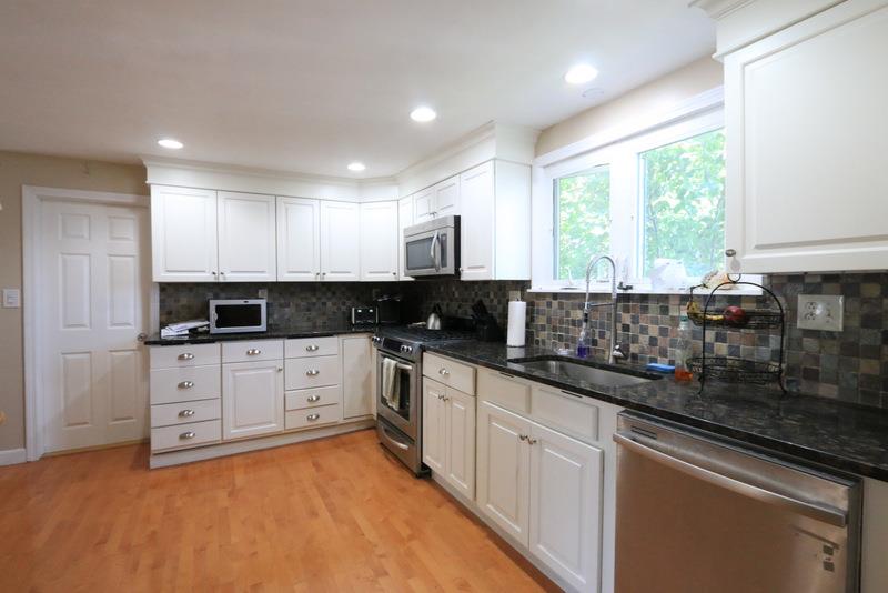 8 Winchester Ct, Medford