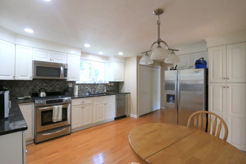 8 Winchester Ct, Medford