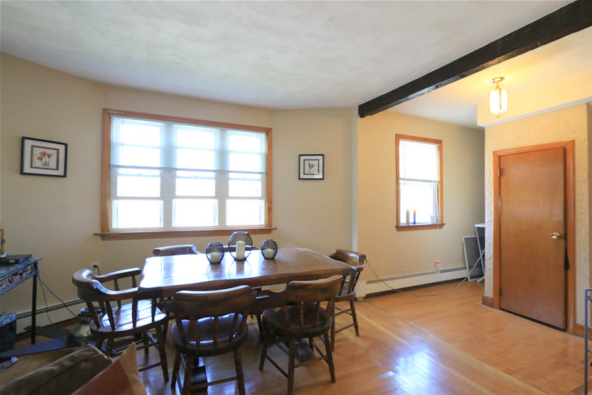 8 Winchester Ct, Medford