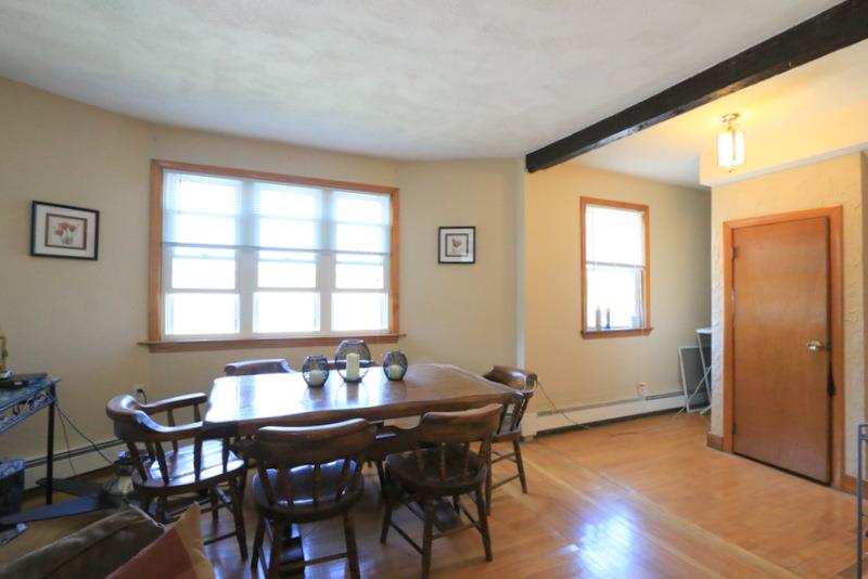 8 Winchester Ct, Medford