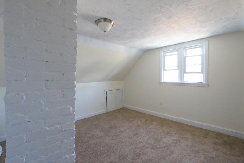 8 Winchester Ct, Medford