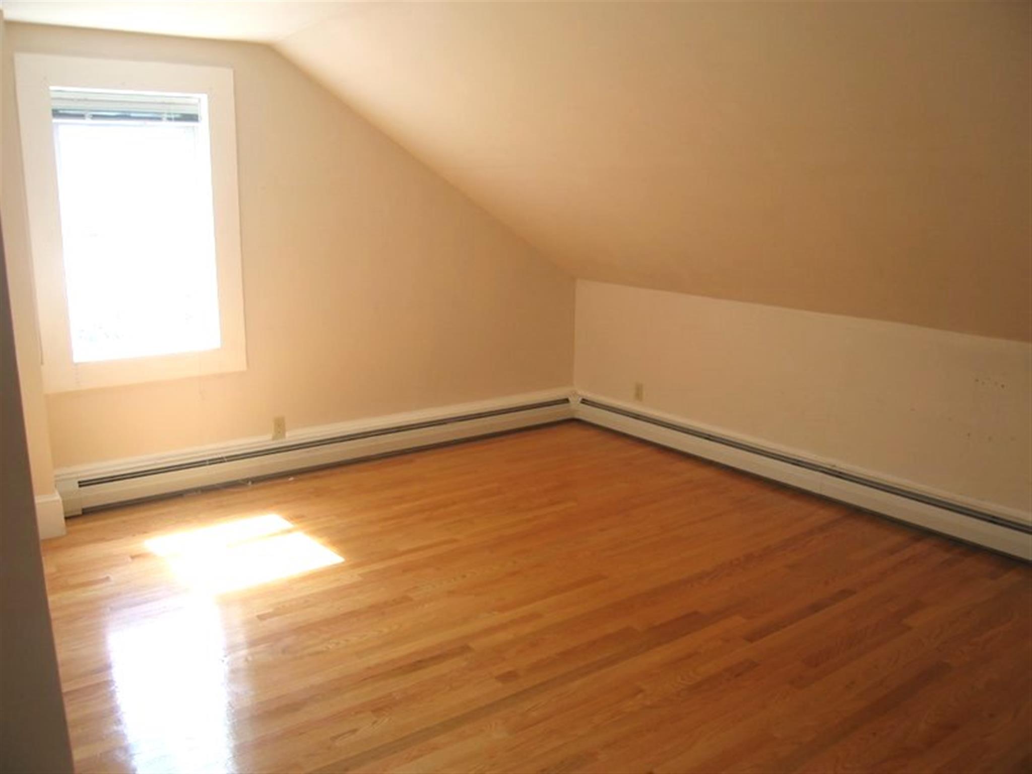 107 Brookline St, Cambridgeport