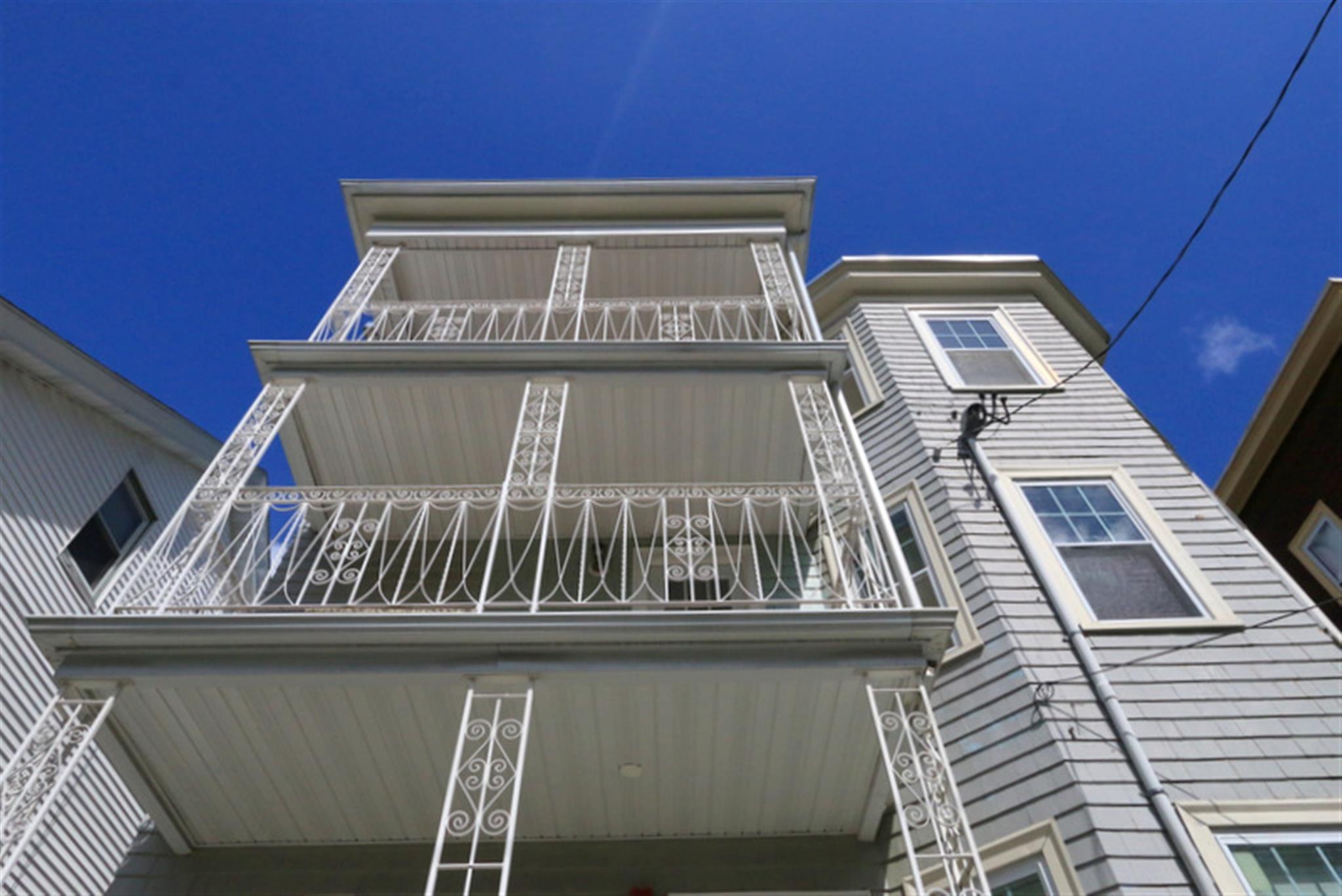 68 Line St, Inman Square