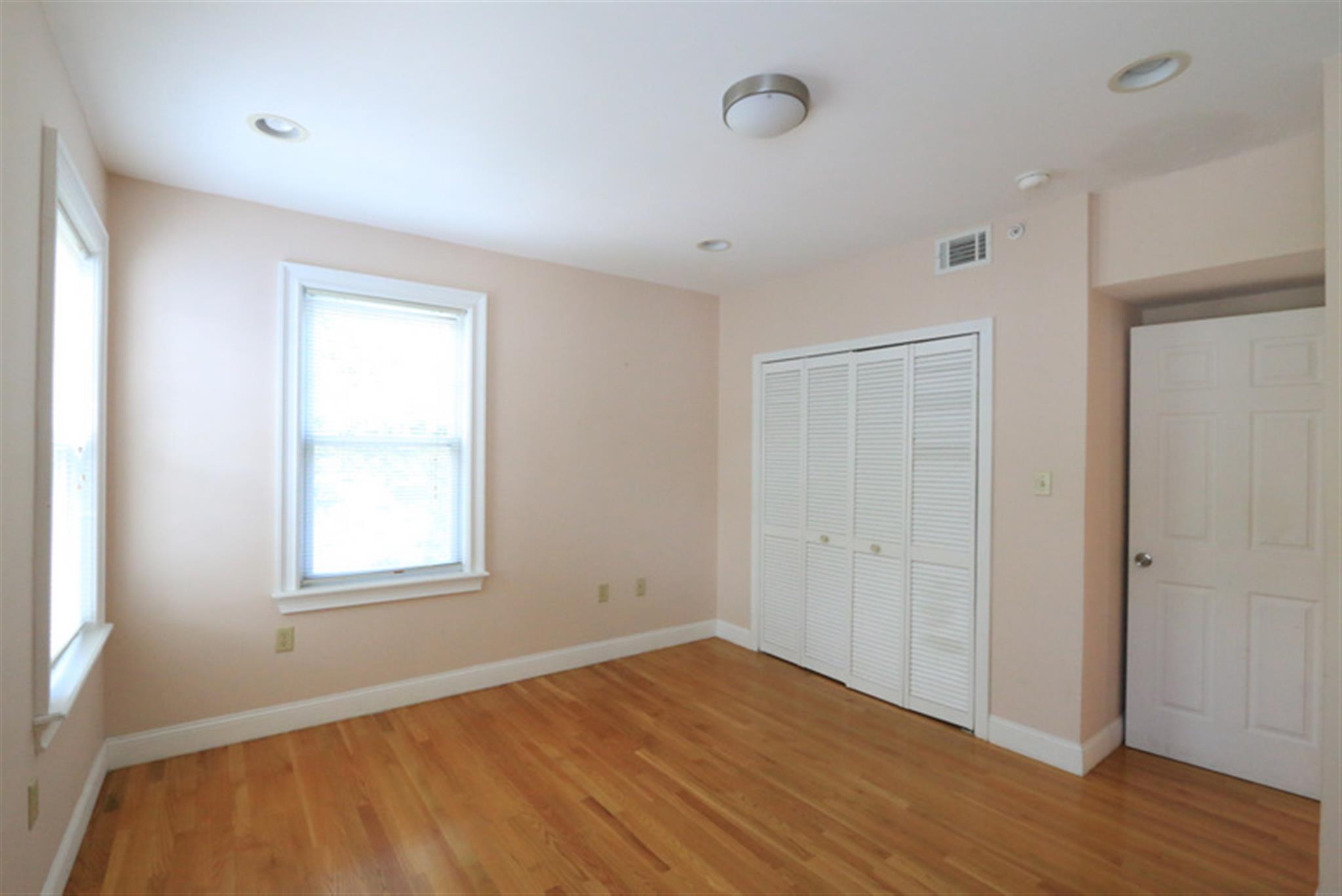 68 Line St, Inman Square