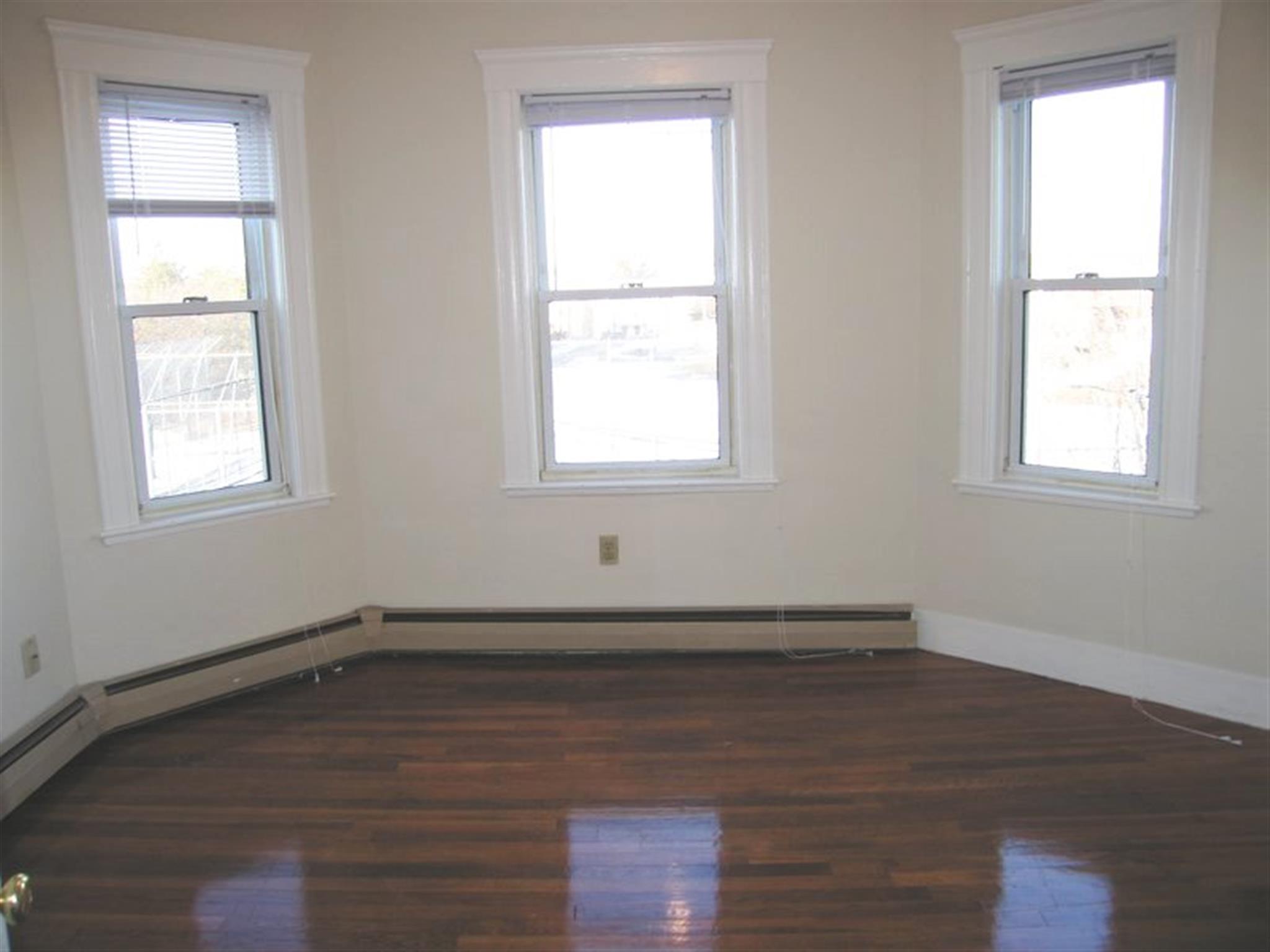 38 Lincoln Pkwy, Inman Square