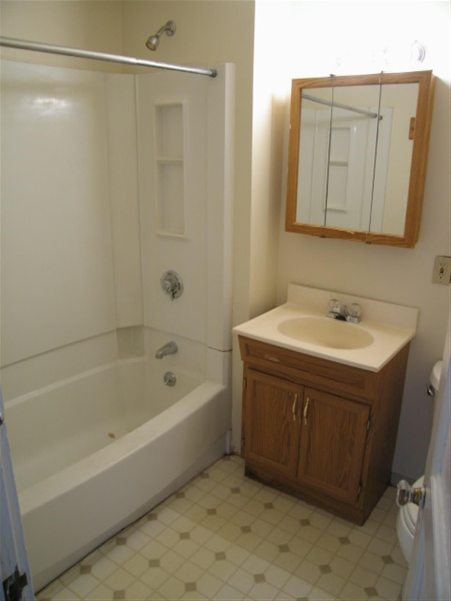 18 Sanborn Ave, Union Square