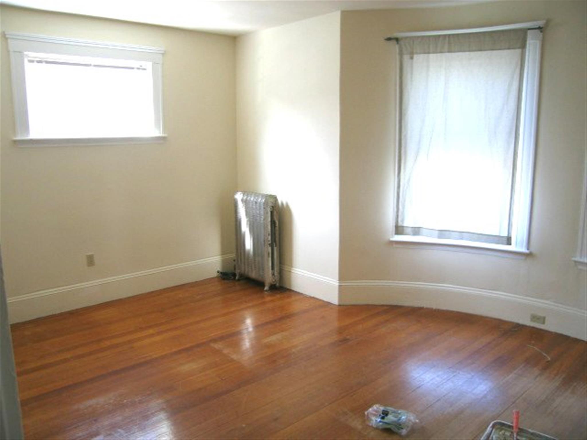 18 Sanborn Ave, Union Square