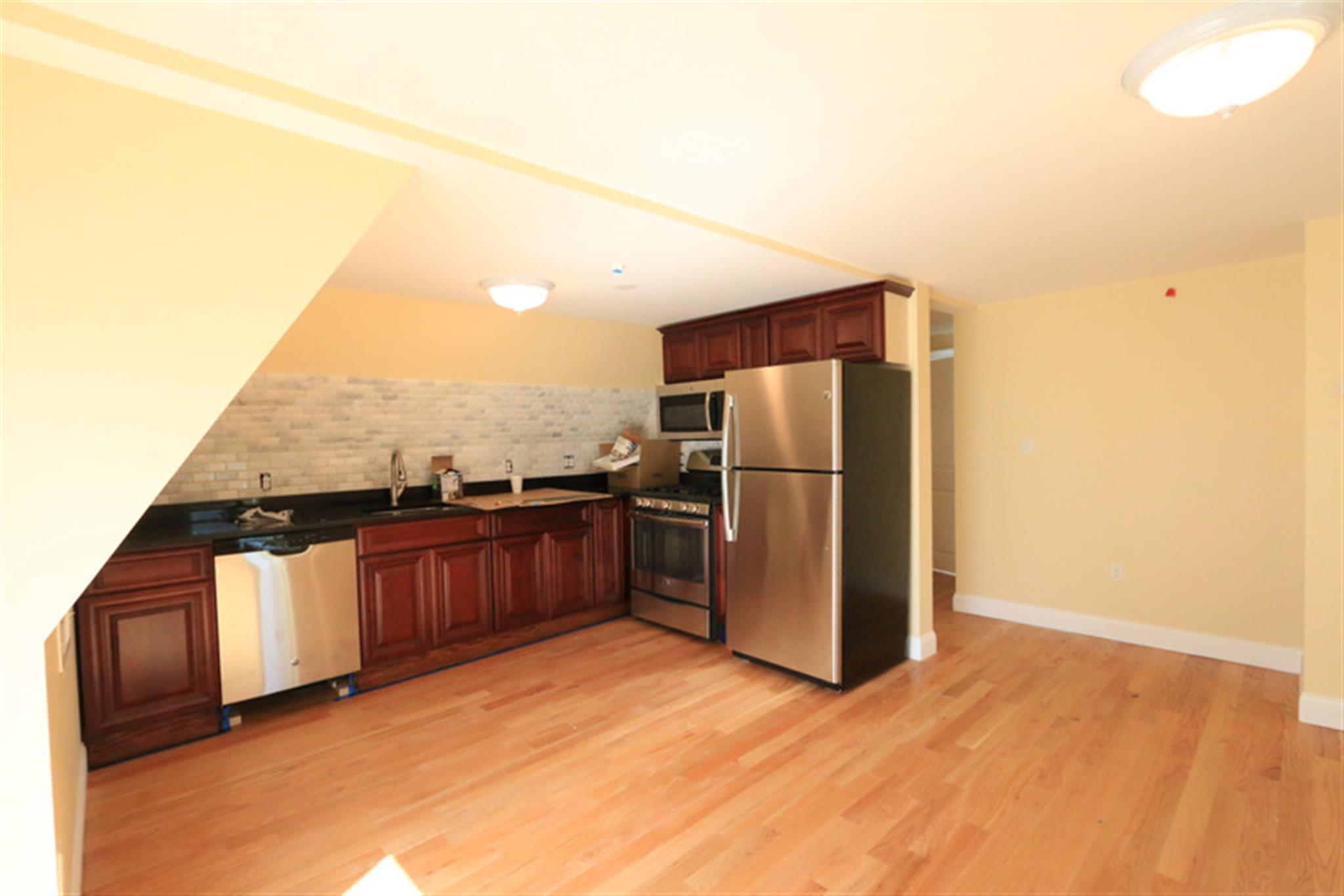 206 Summer St, Spring Hill