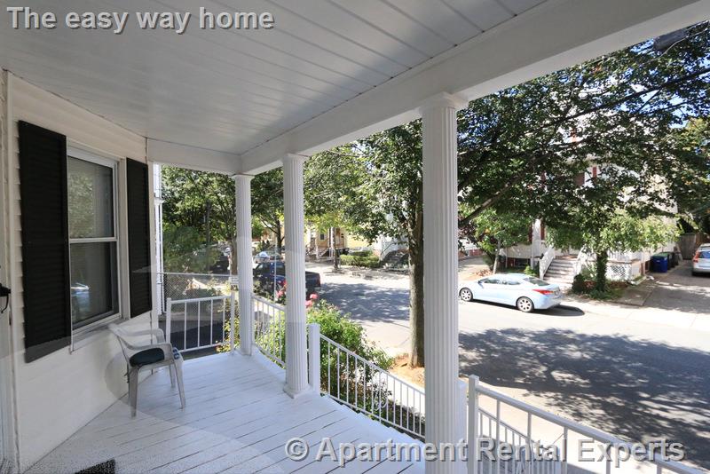 117 Rogers, Ball Square