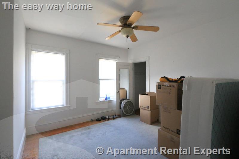 117 Rogers, Ball Square