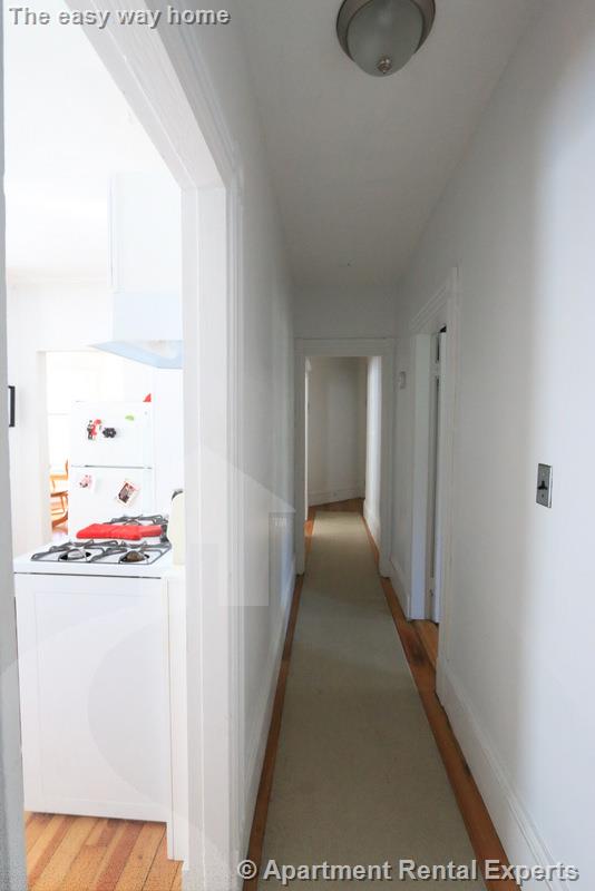 117 Rogers, Ball Square