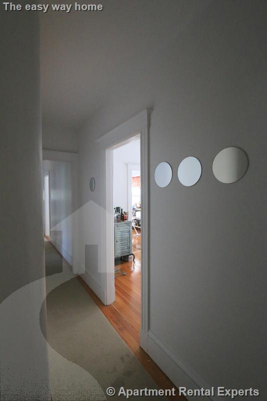 117 Rogers, Ball Square