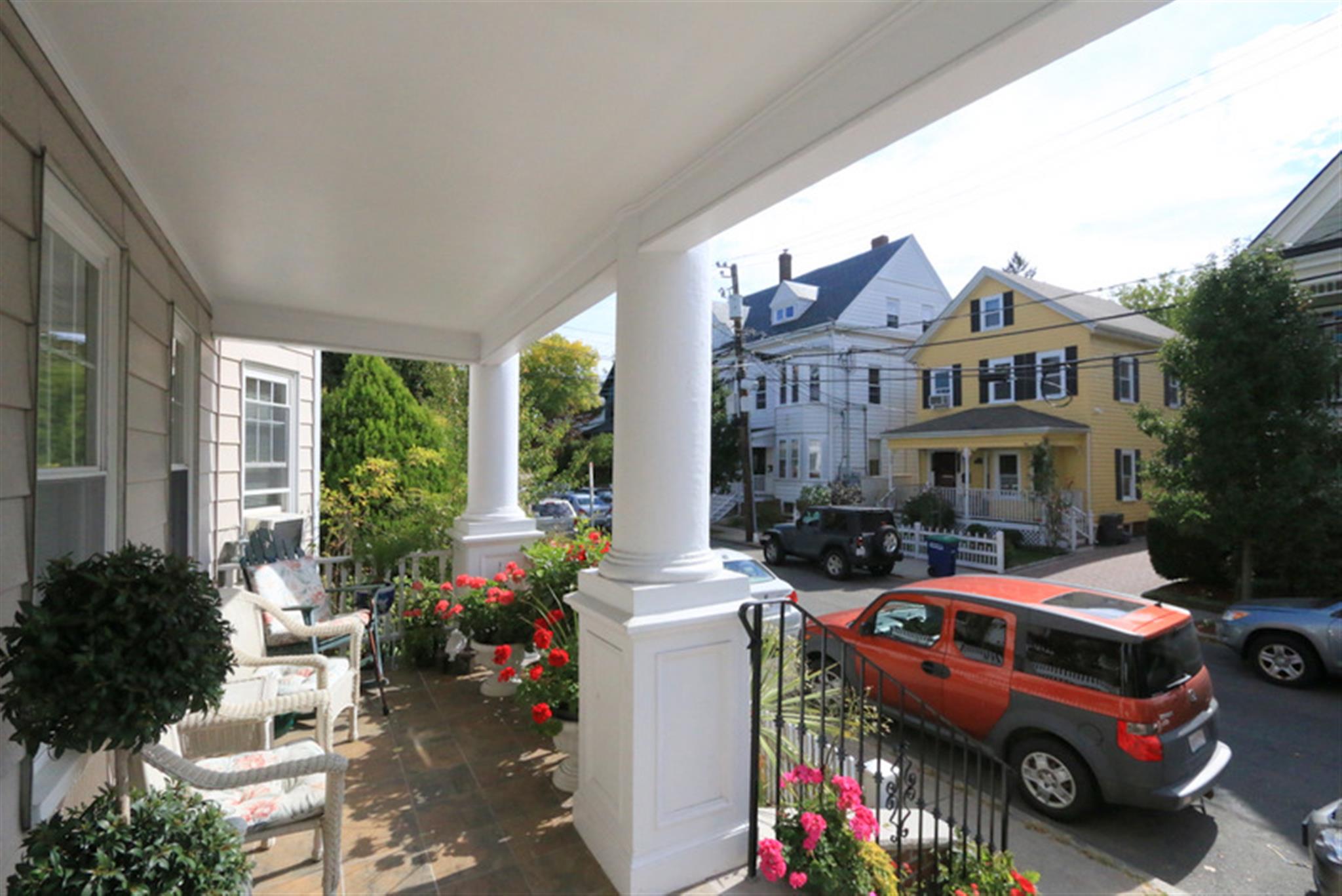 19 Park Ave, Davis Square