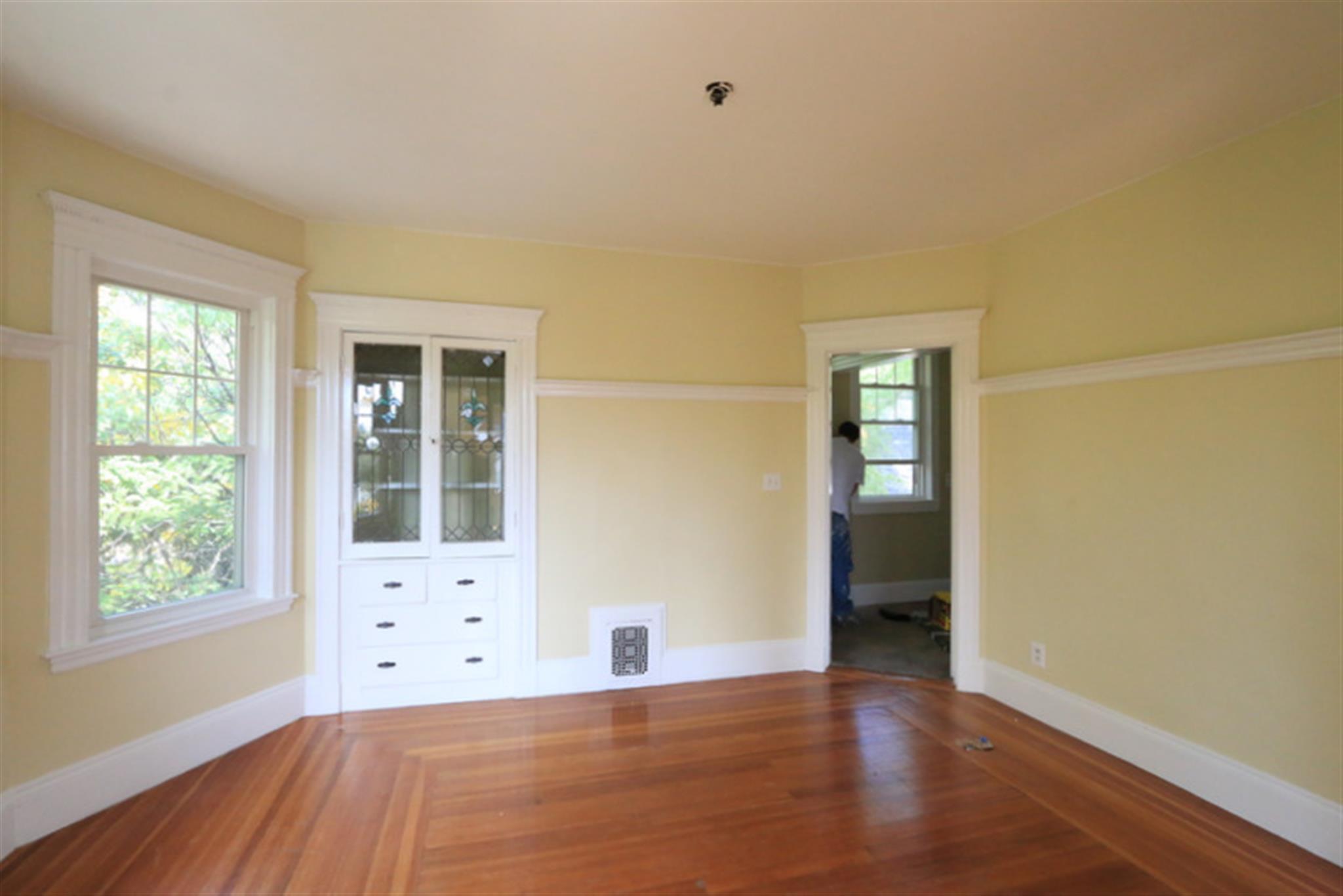 19 Park Ave, Davis Square