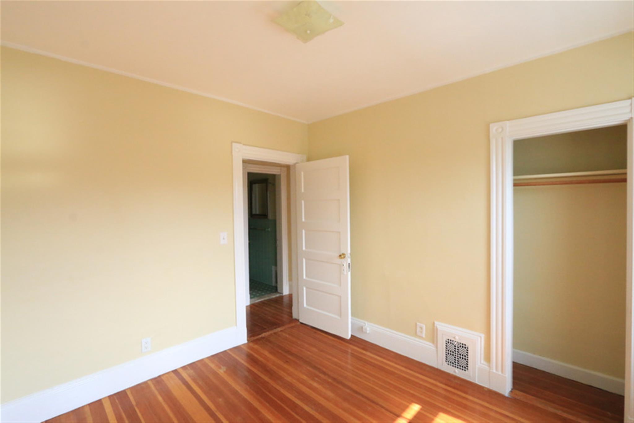 19 Park Ave, Davis Square