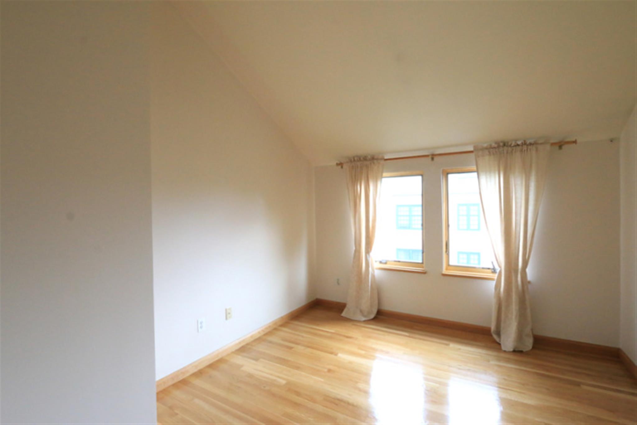 2147 Massachusetts Ave, Porter Square