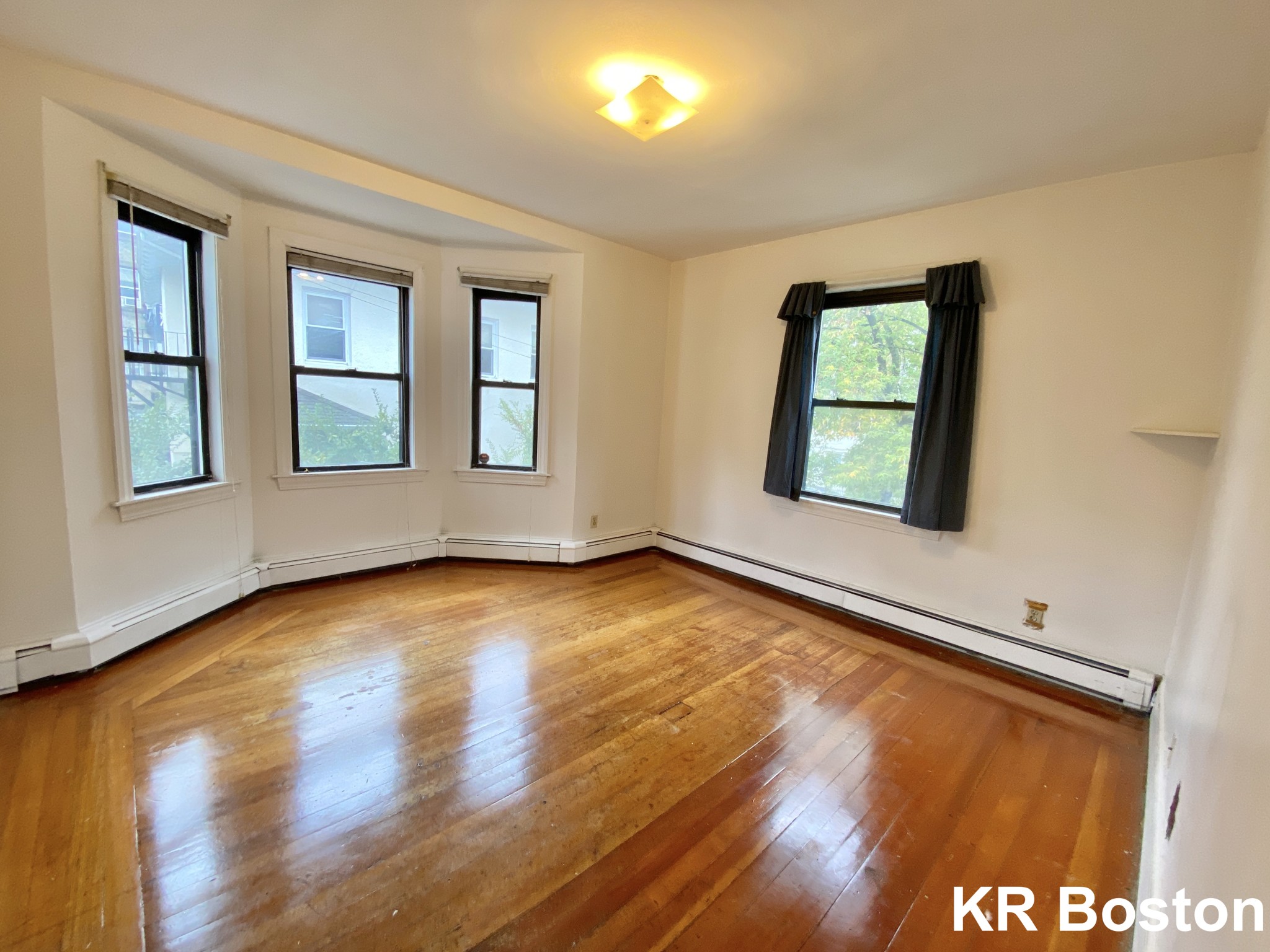 132 Chiswick Rd, Brighton