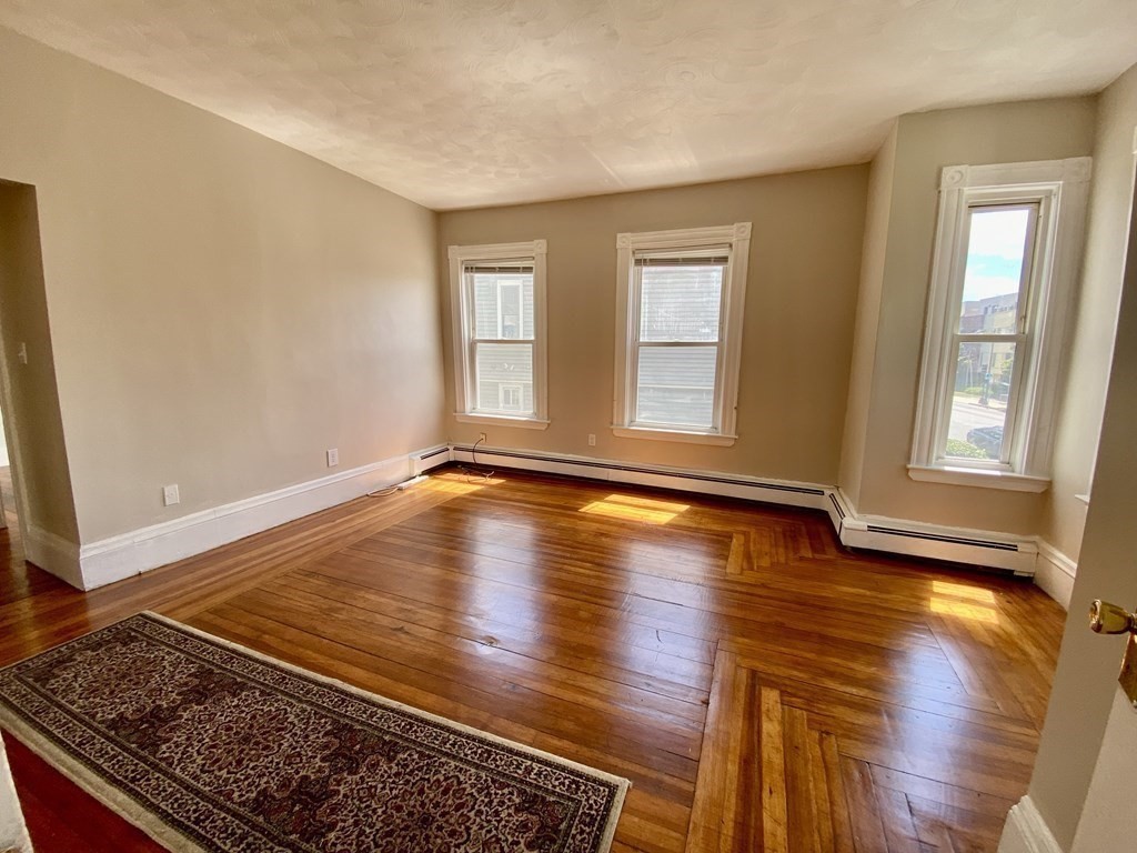 132 Hyde Park Ave, Jamaica Plain