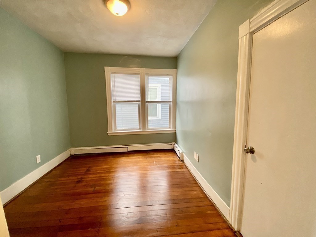 132 Hyde Park Ave, Jamaica Plain