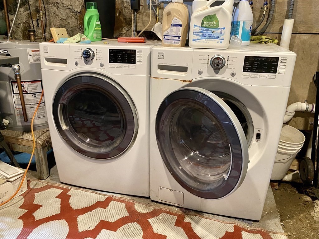 132 Hyde Park Ave, Jamaica Plain