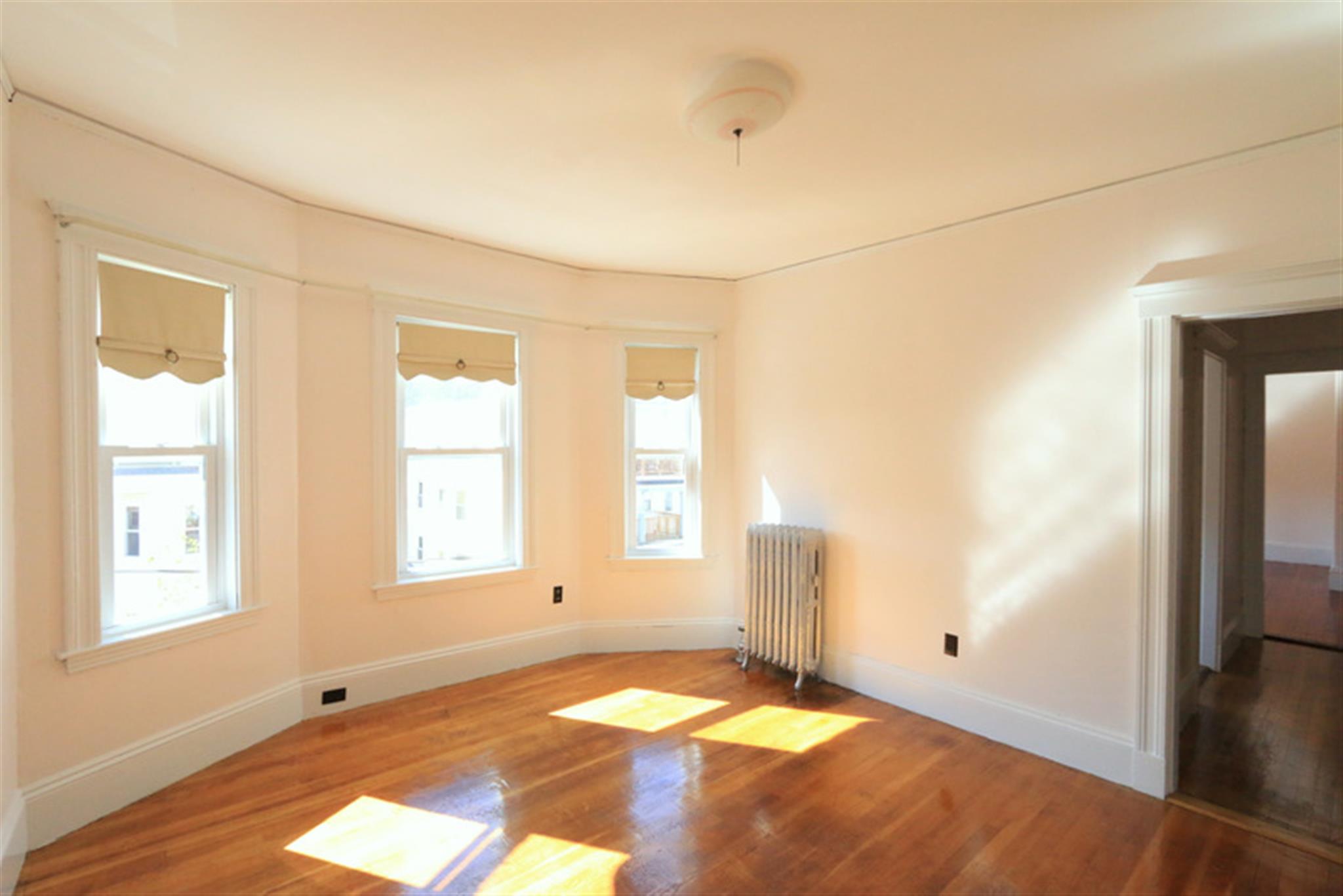 57 Conwell Ave, Teele Square