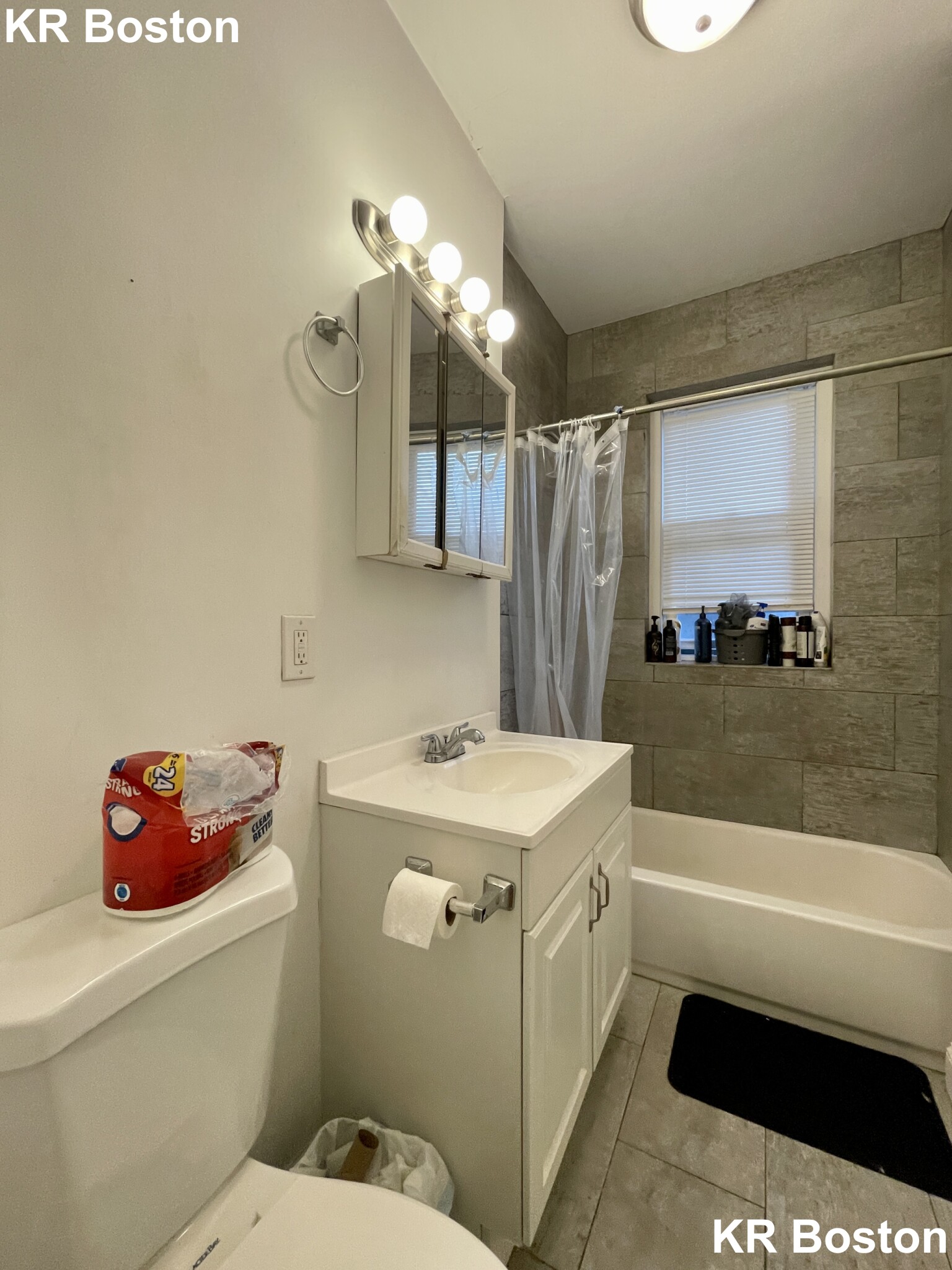 1325 Commonwealth Ave, Allston