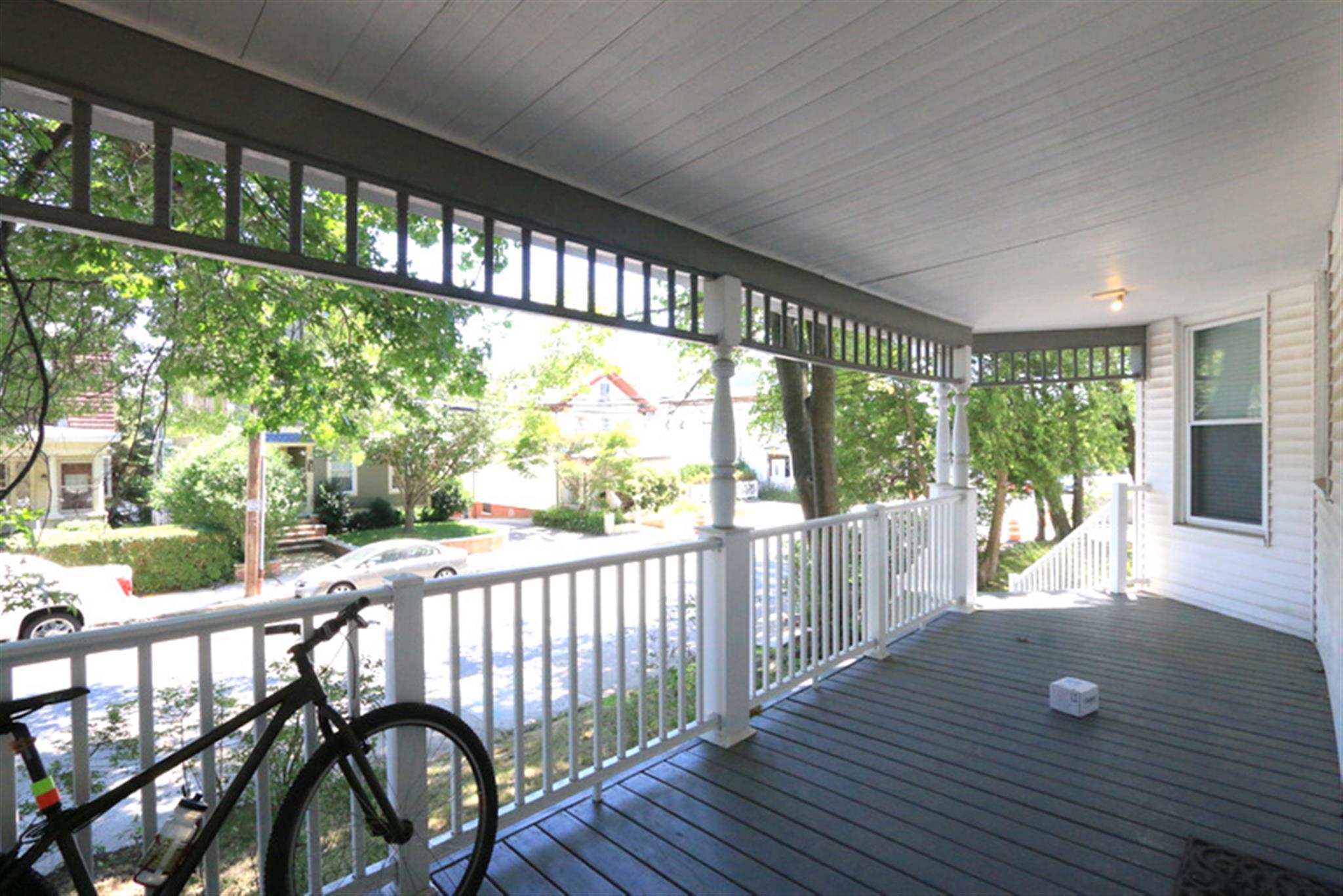 138 Sycamore St, Winter Hill