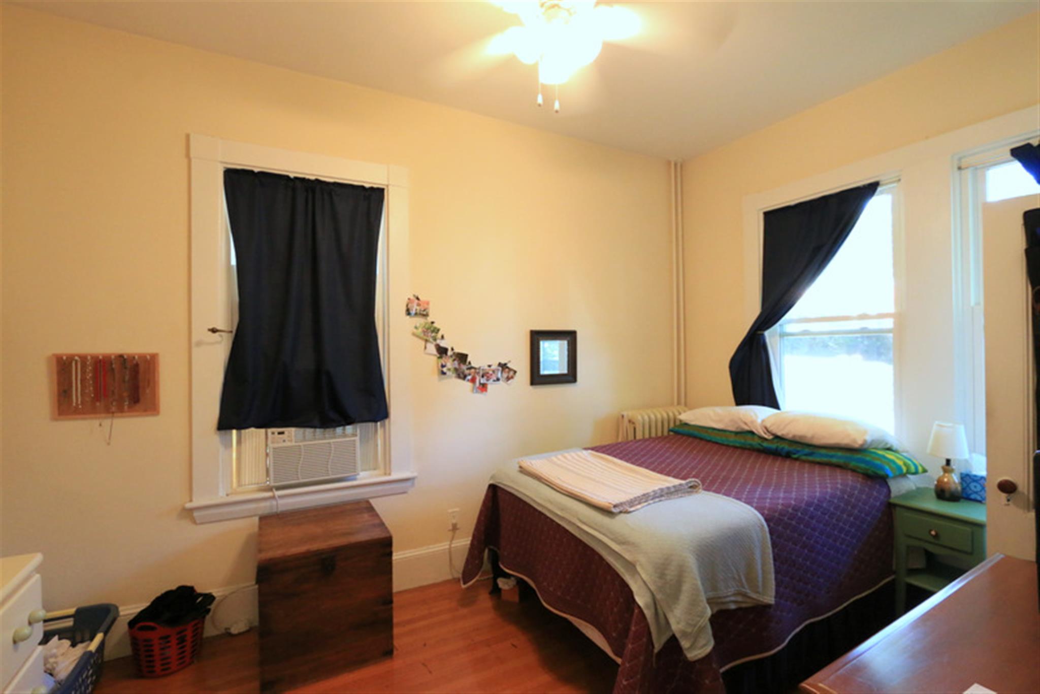 138 Sycamore St, Winter Hill